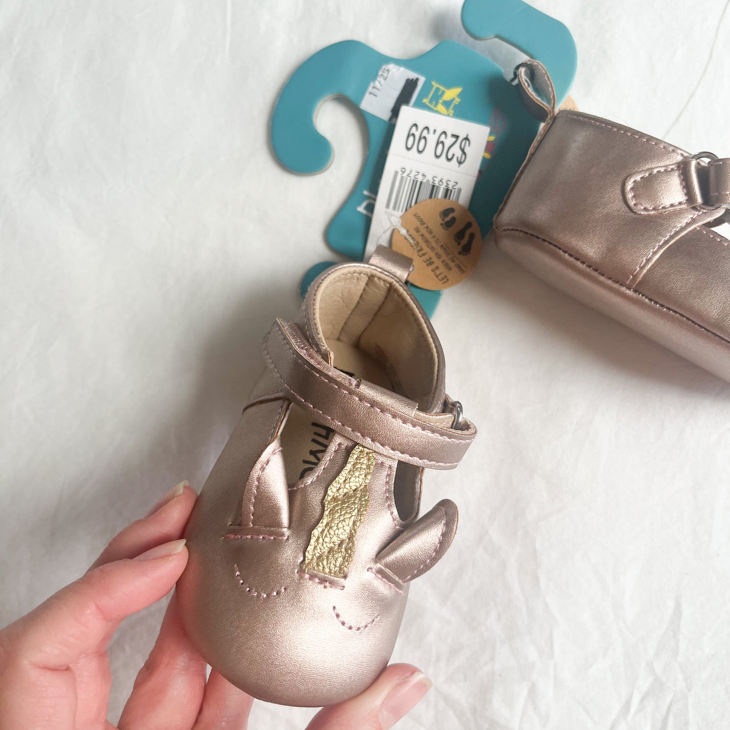 Unicorn shoes, size US 4