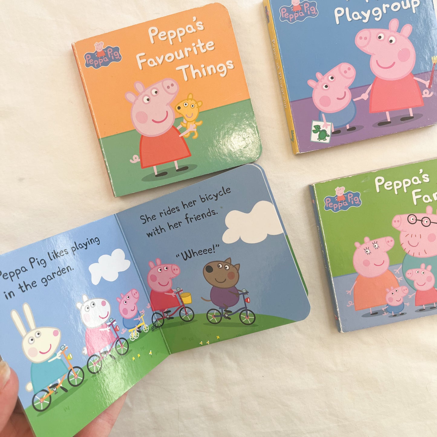 Peppa pig books, minis