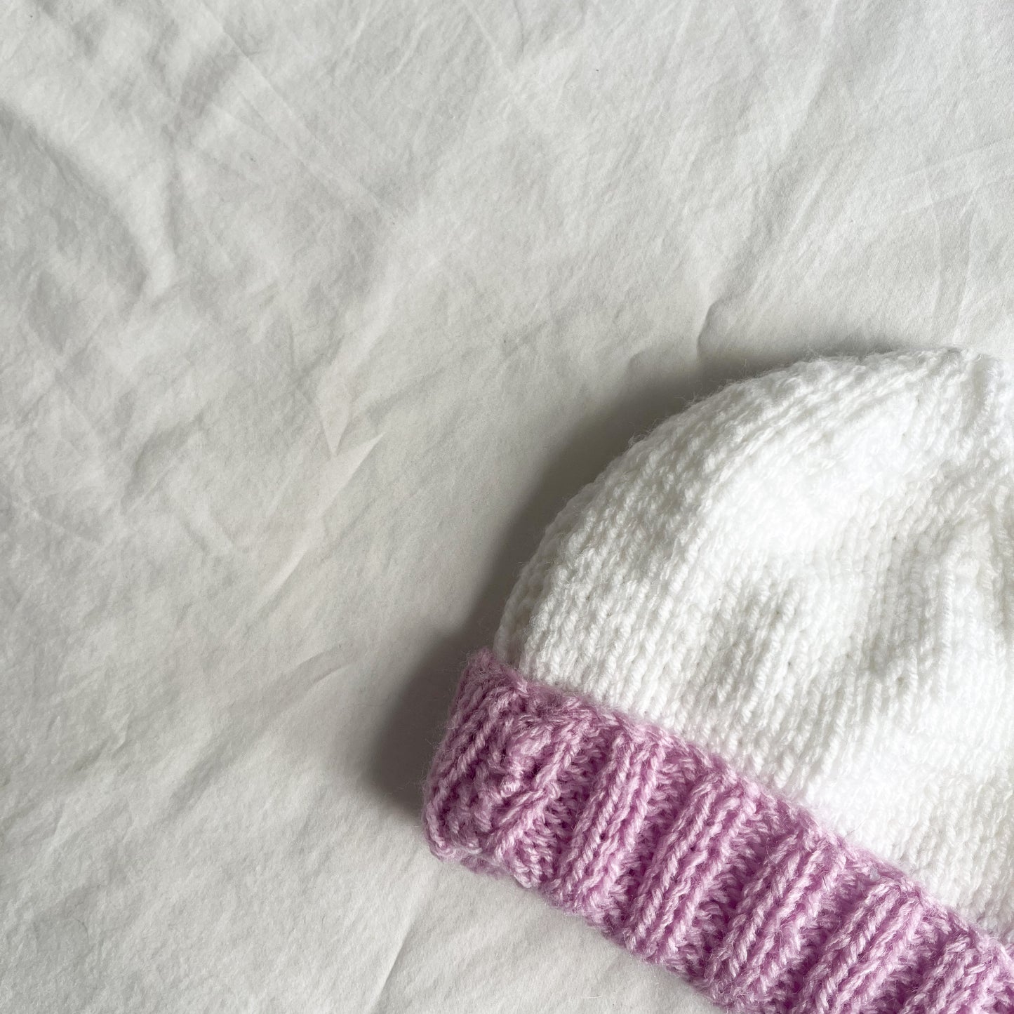 Hand knit beanie, aprox 12m