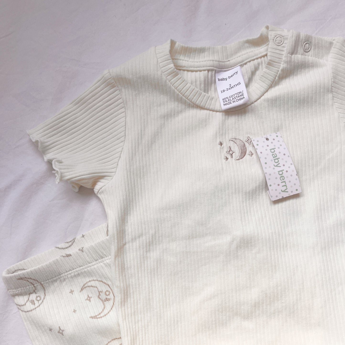 Baby berry moon/stars set, size 2