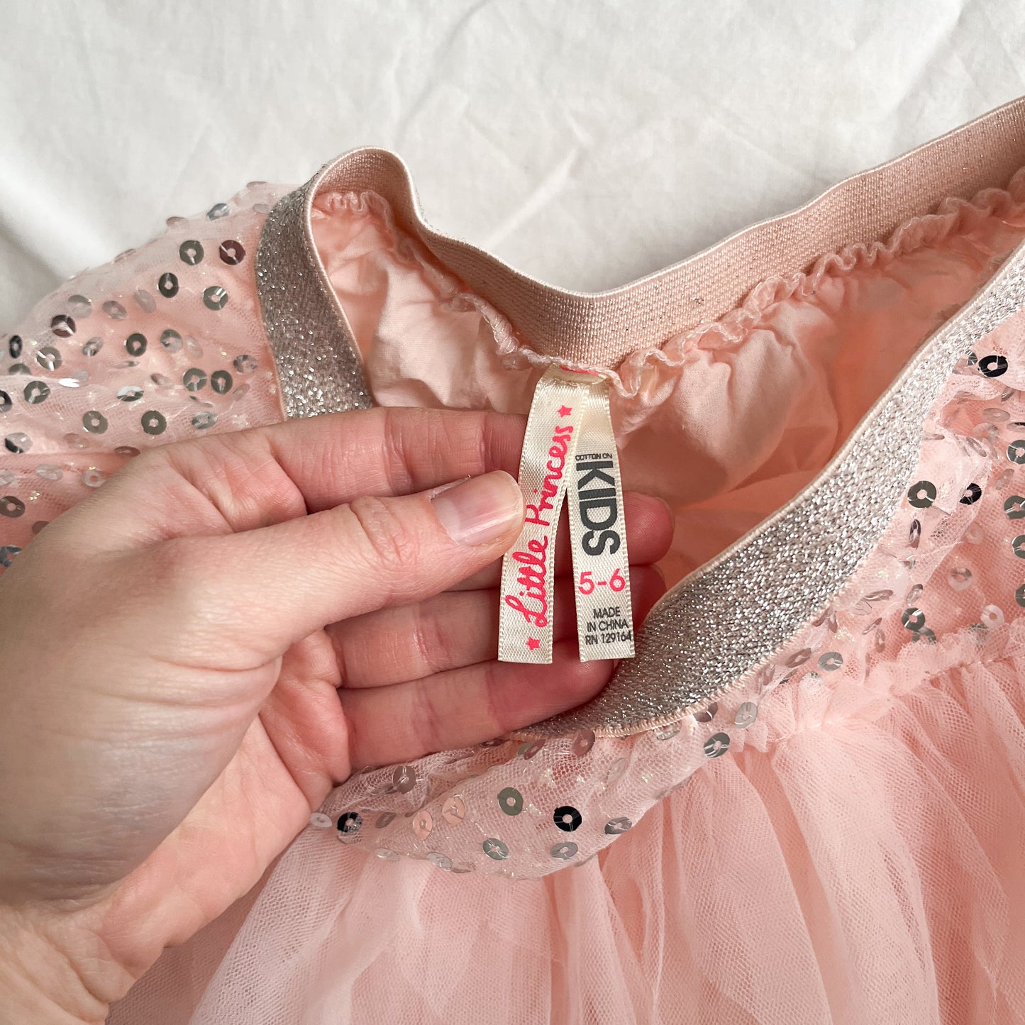 Cotton on kids tutu, size 5-6