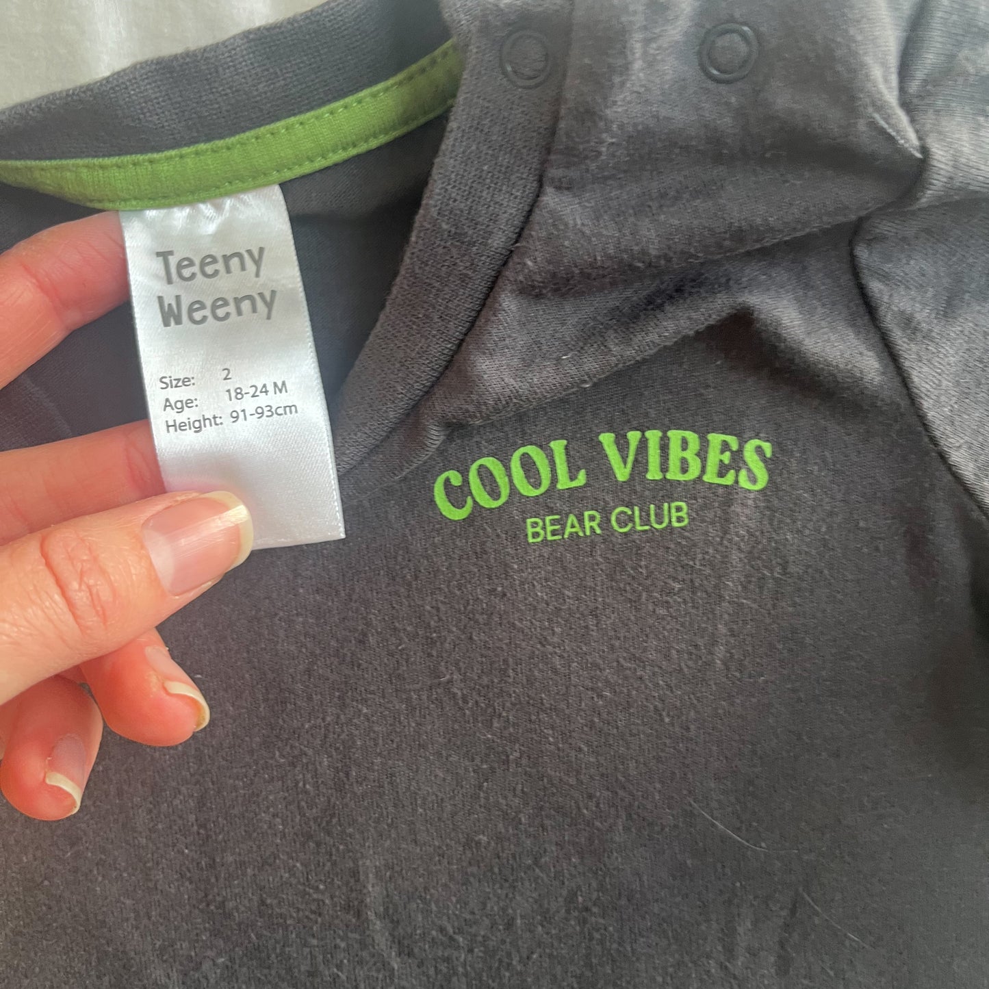Teeny weeny tee, size 2