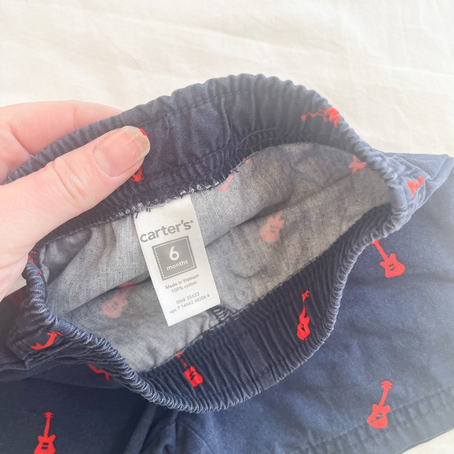 Carters shorts, 6m