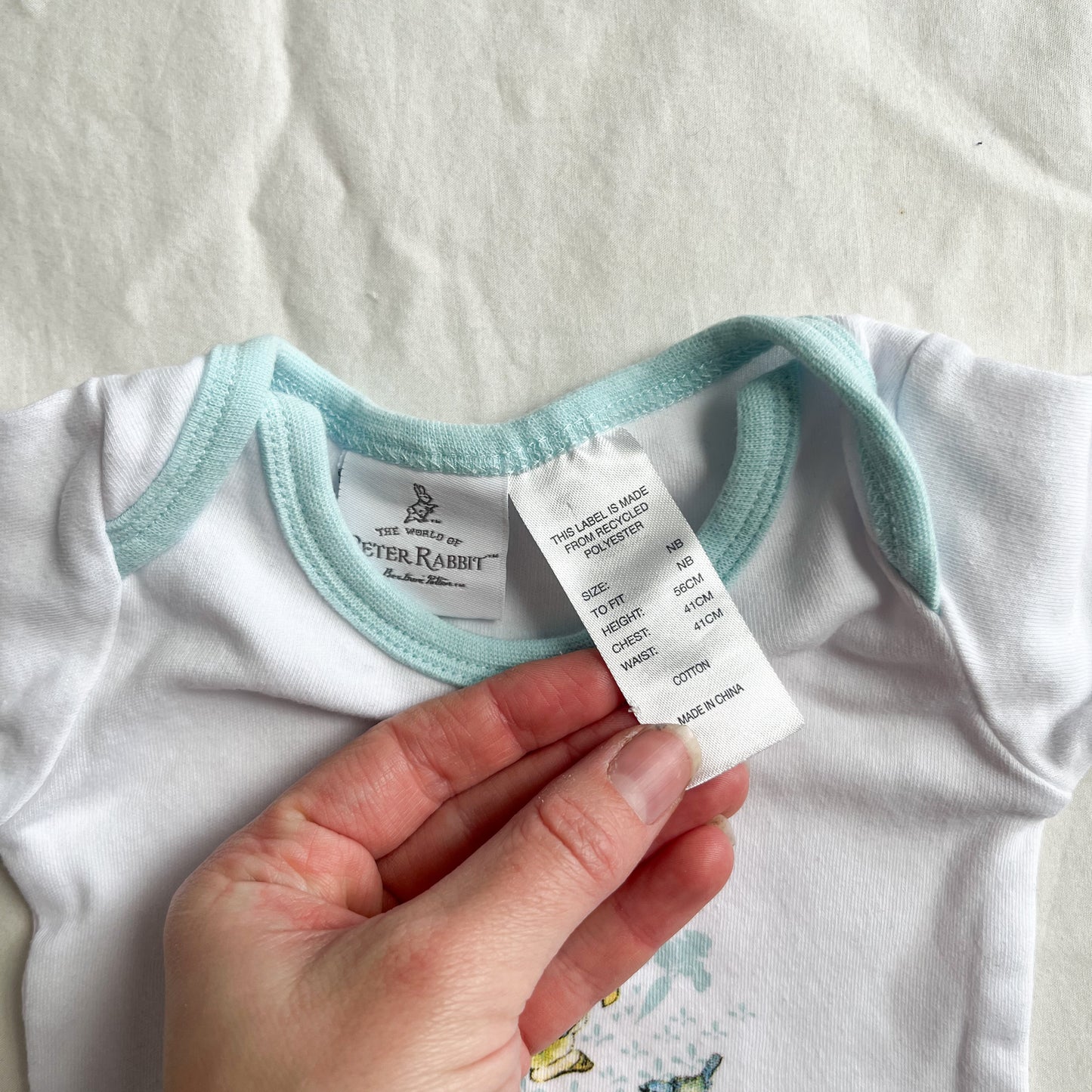 Peter rabbit bodysuit, NB