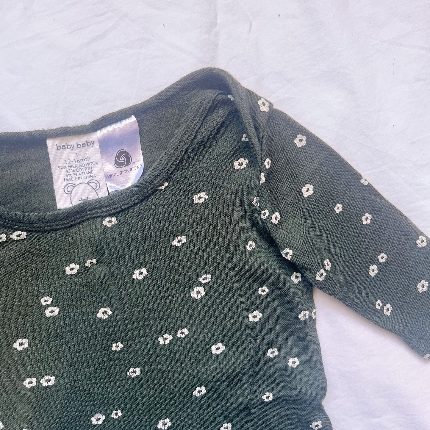 Baby baby merino bodysuit, size 1