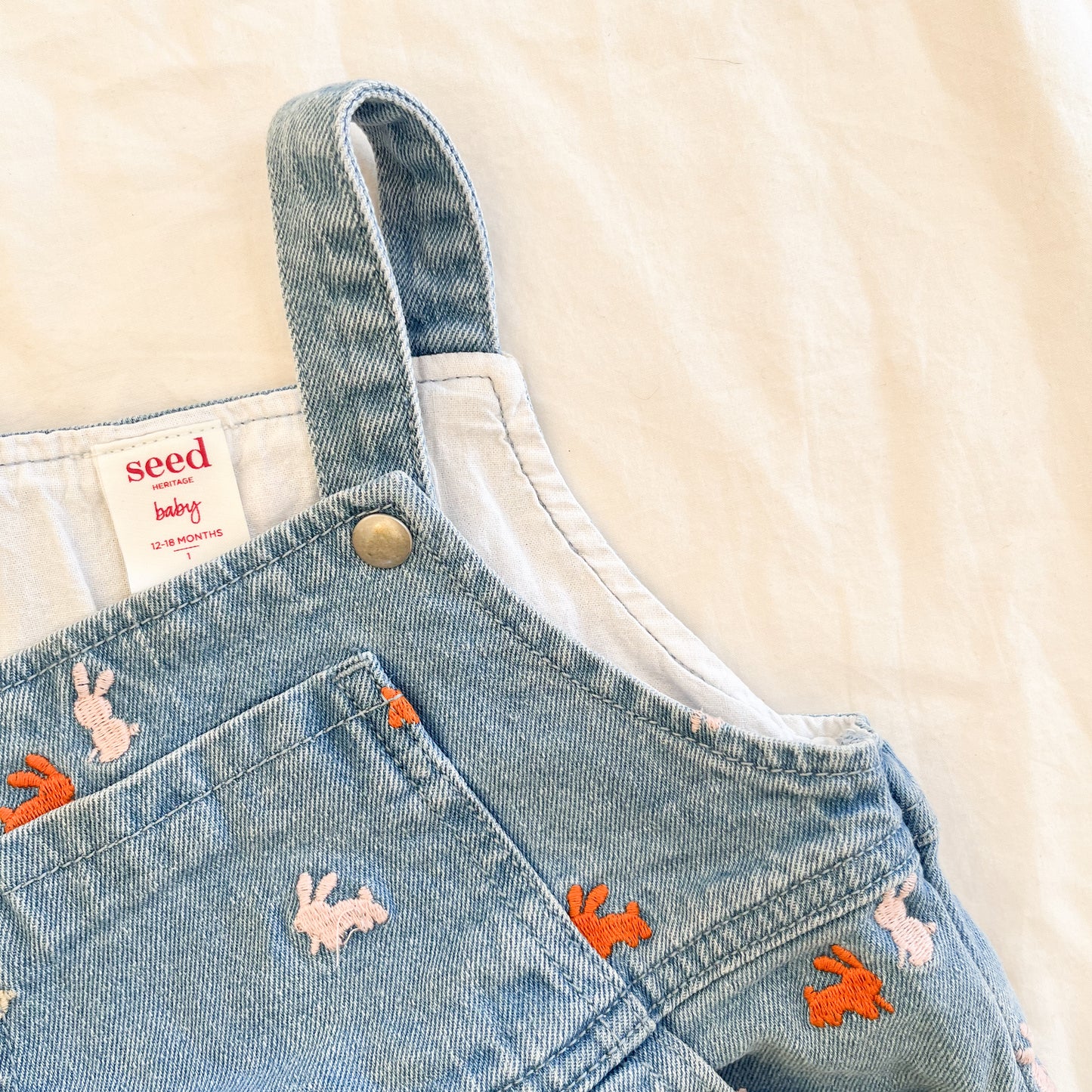 Seed pinny, size 1