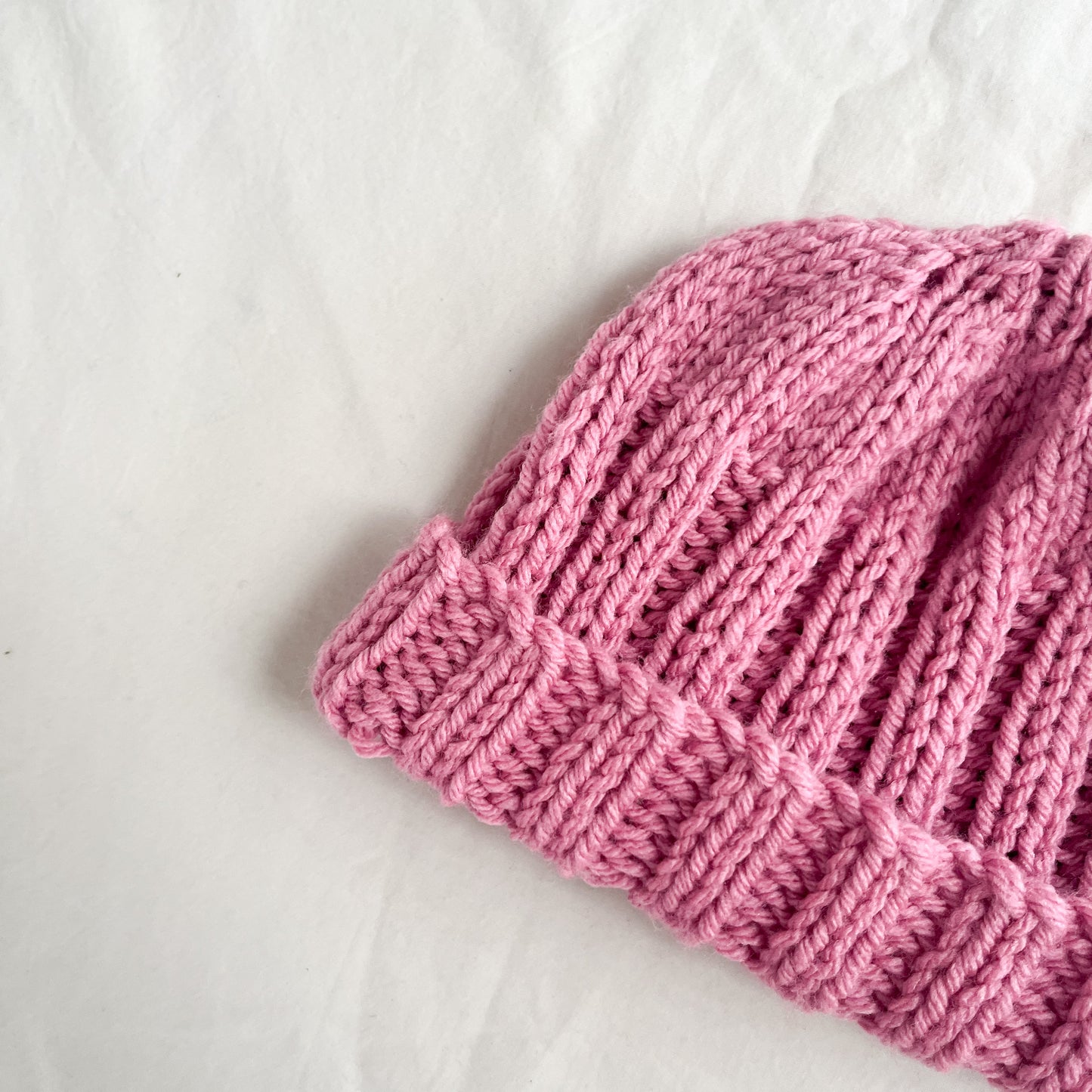 Hand knit beanie, aprox 1-3