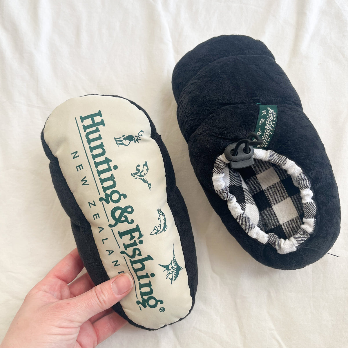 Hunting and fishing slippers, aprox size 4-5yrs (aprox EU30)