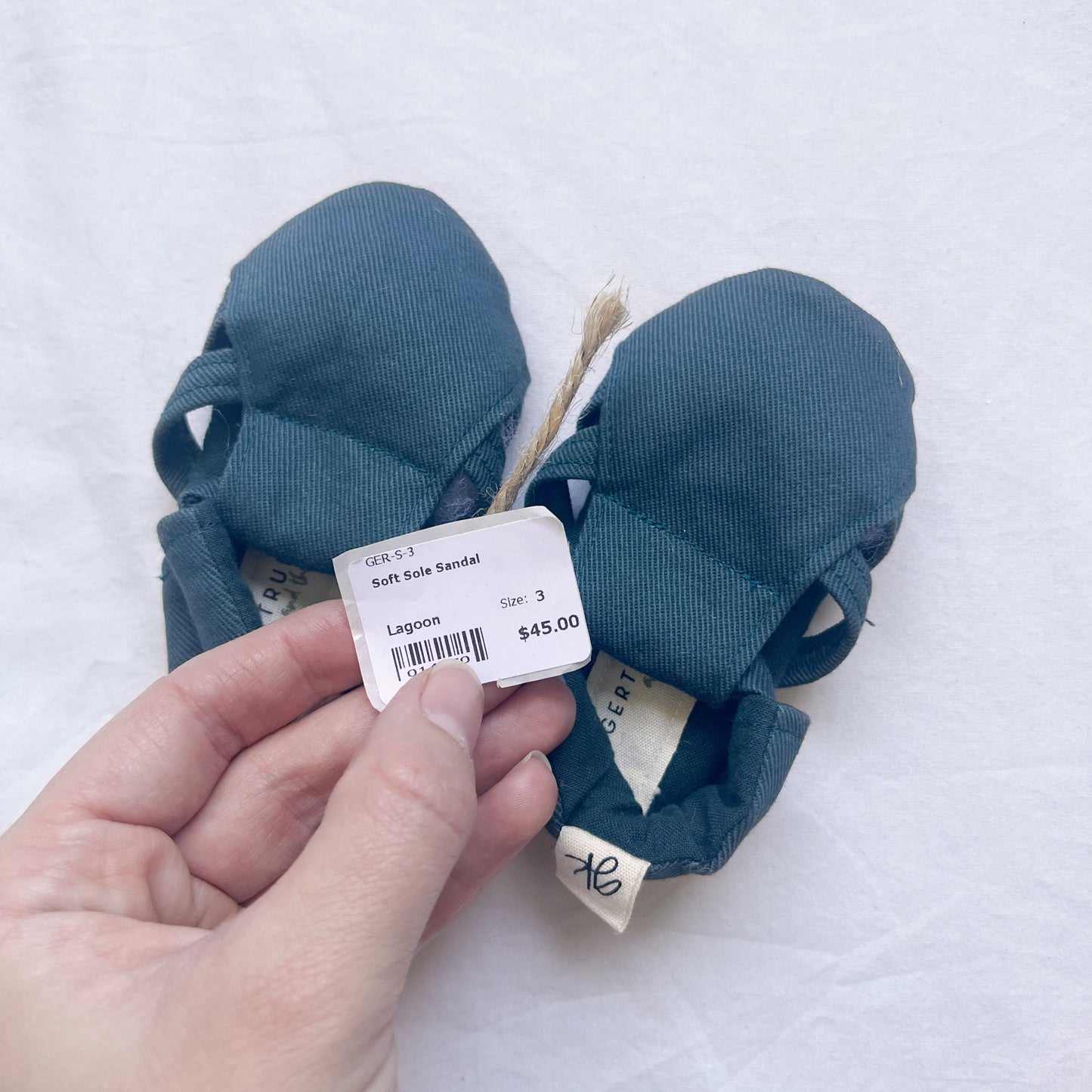 Gertrude & the king shoes, size 3