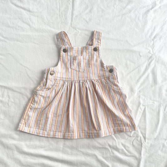 Teeny weeny pinny, 6-12m