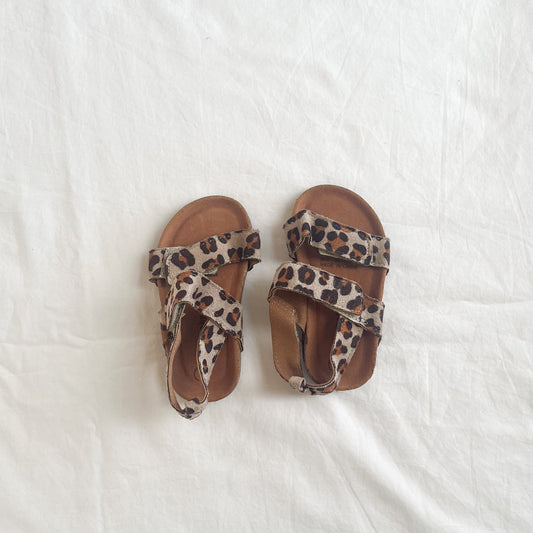 Baby baby sandal, US 4