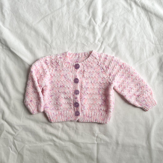 Hand knit cardi, aprox 0-3m