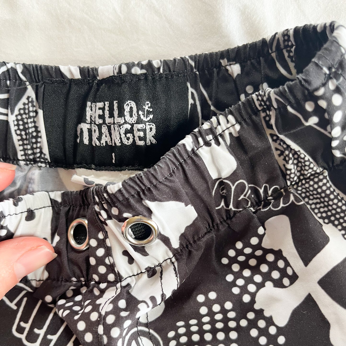 Hello stranger board short, size 1