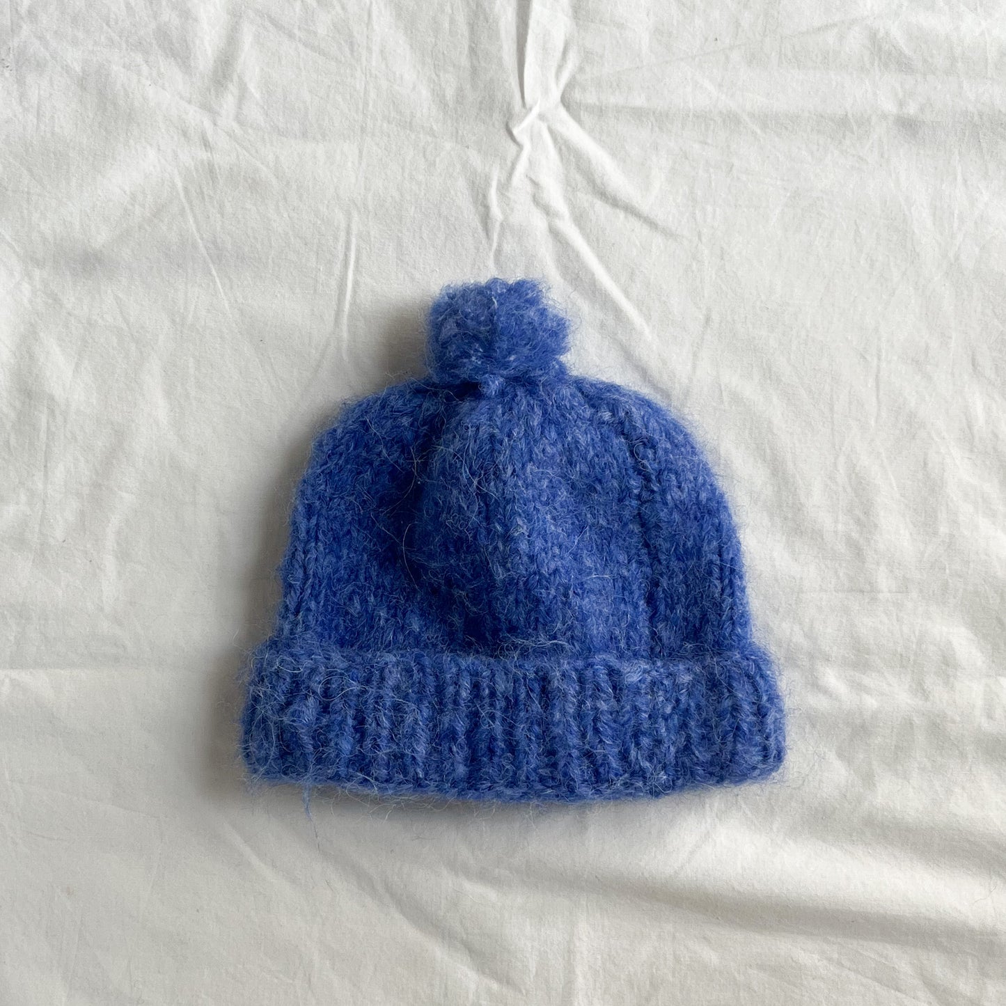 Hand knit beanie, aprox 1-3
