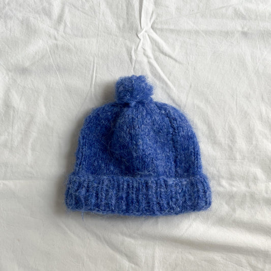 Hand knit beanie, aprox 1-3