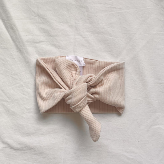 Jaime Kay baby head tie