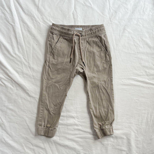 Young original pants, size 3