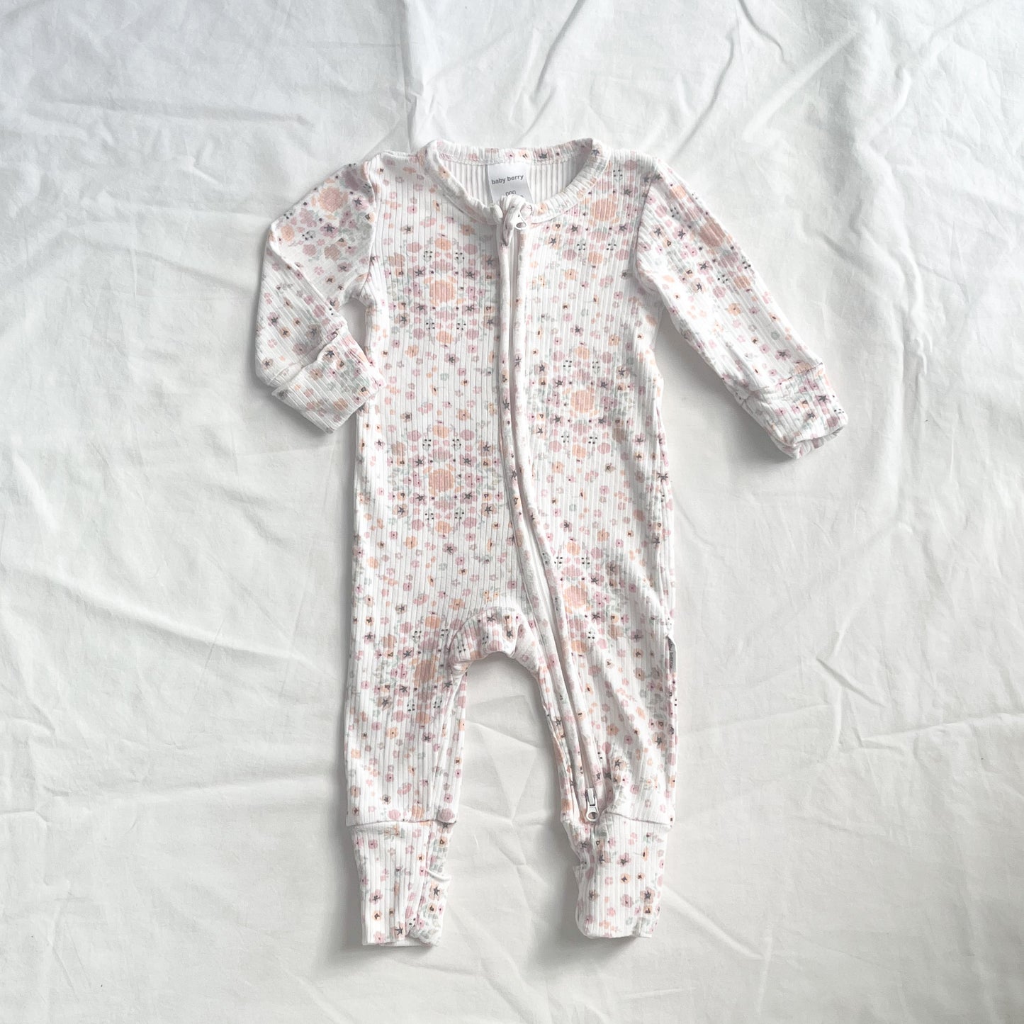 Baby berry growsuit, 0-3m