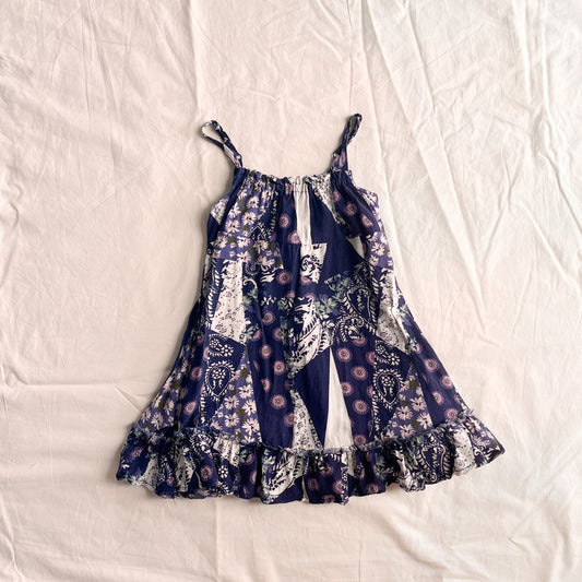 Purple dress, aprox size 1