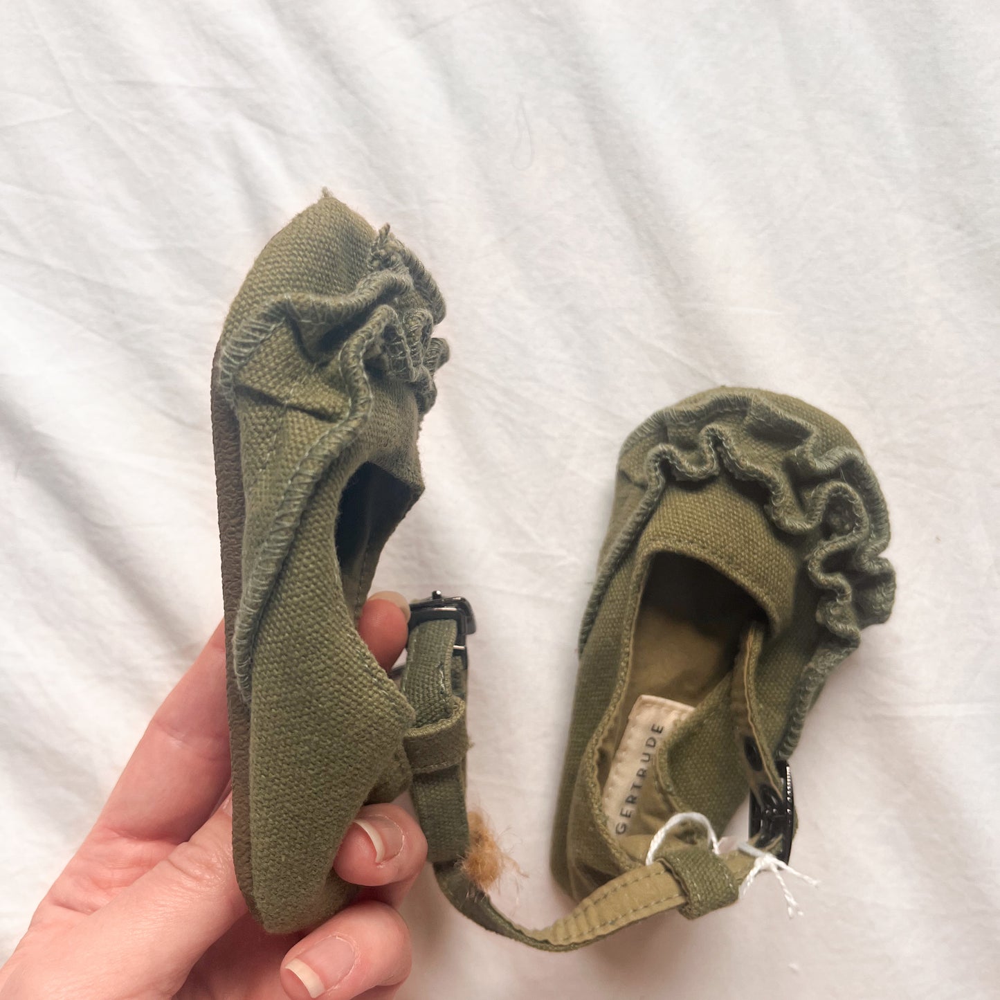 Gertrude & the king shoes, size 5 US