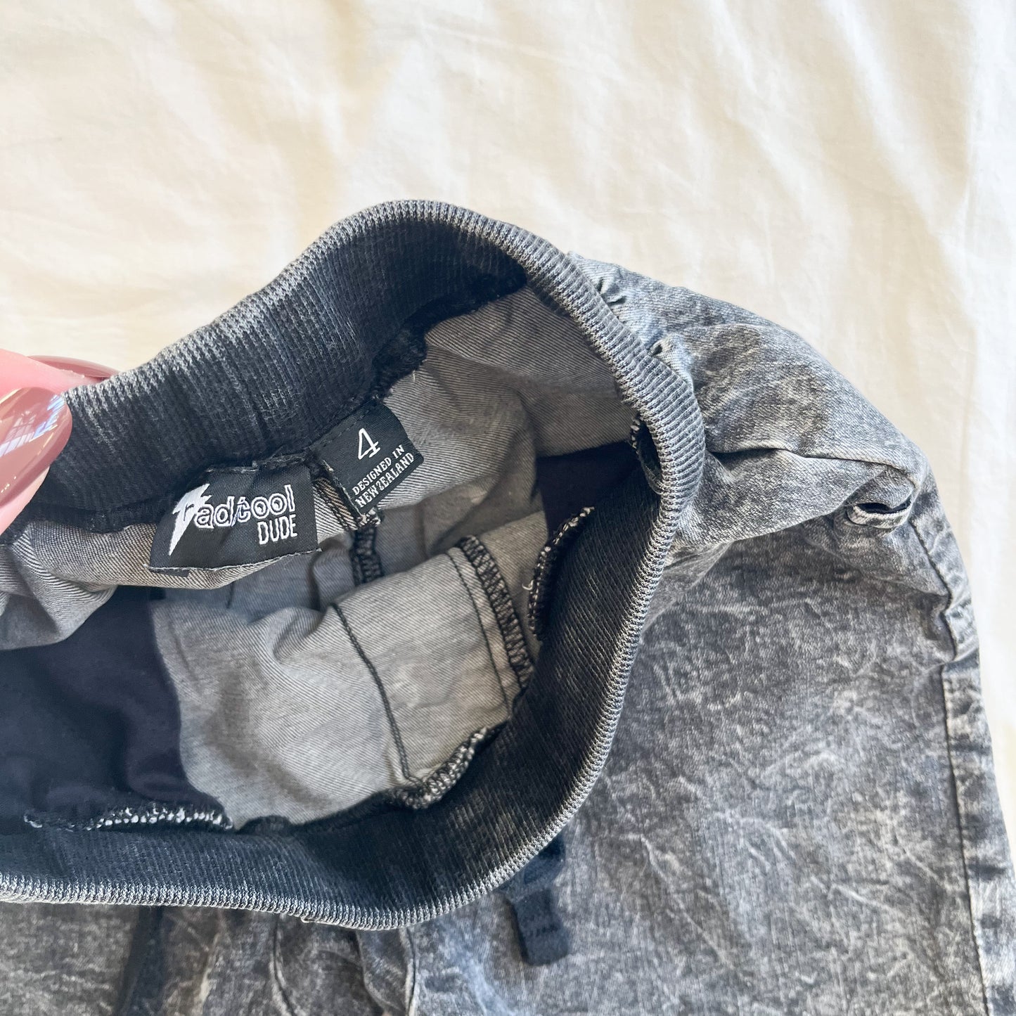 Radicool shorts, size 4 (more a 2-3)