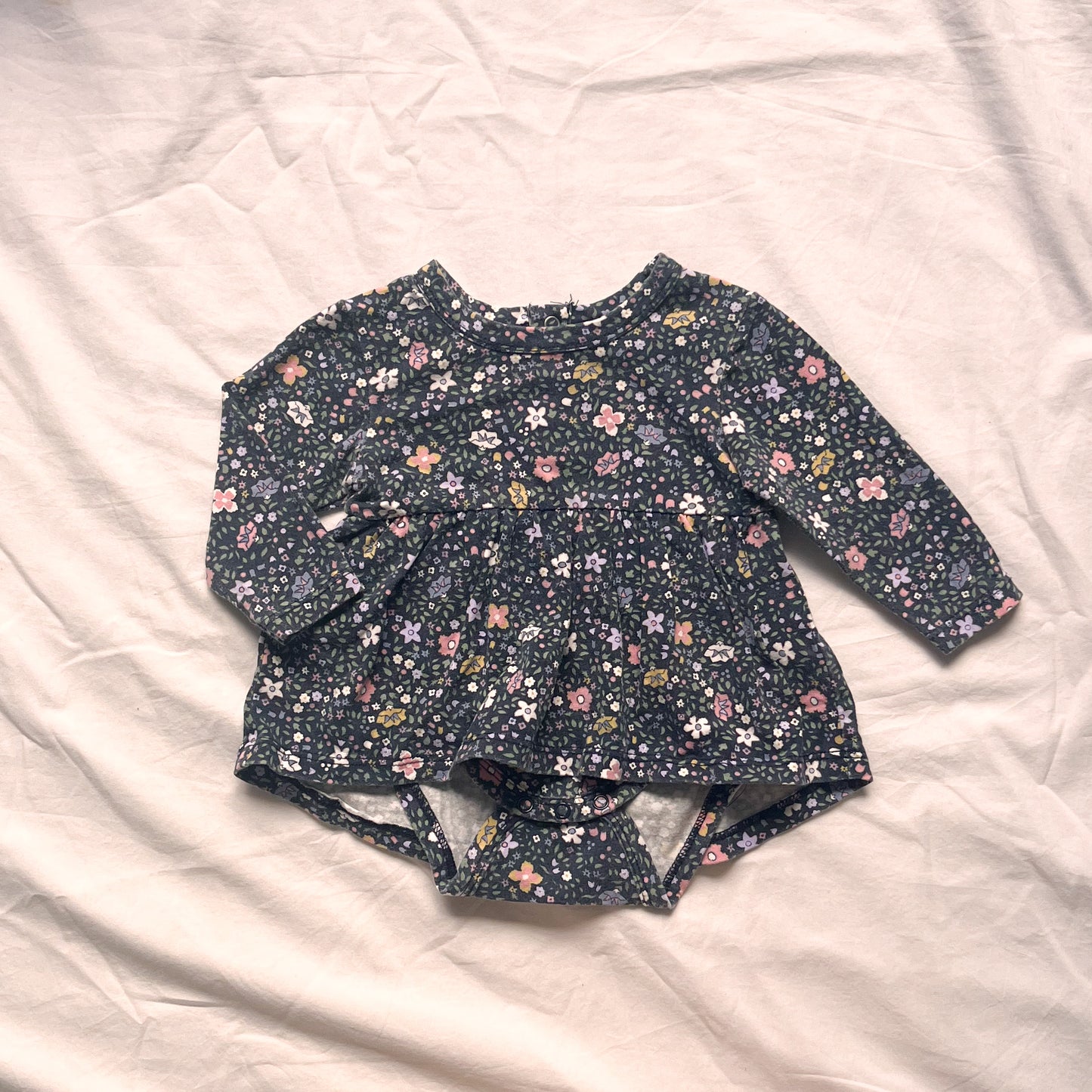 Milky bodysuit/dress, 0-3m