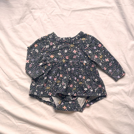 Milky bodysuit/dress, 0-3m