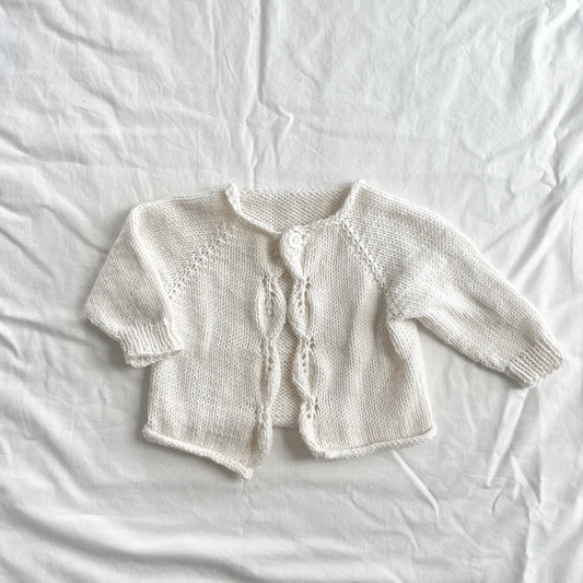 Hand knit cardi, aprox 3-6m