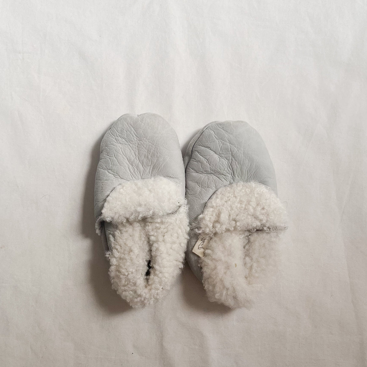Natures fleece sheepskin booties, 0-3m