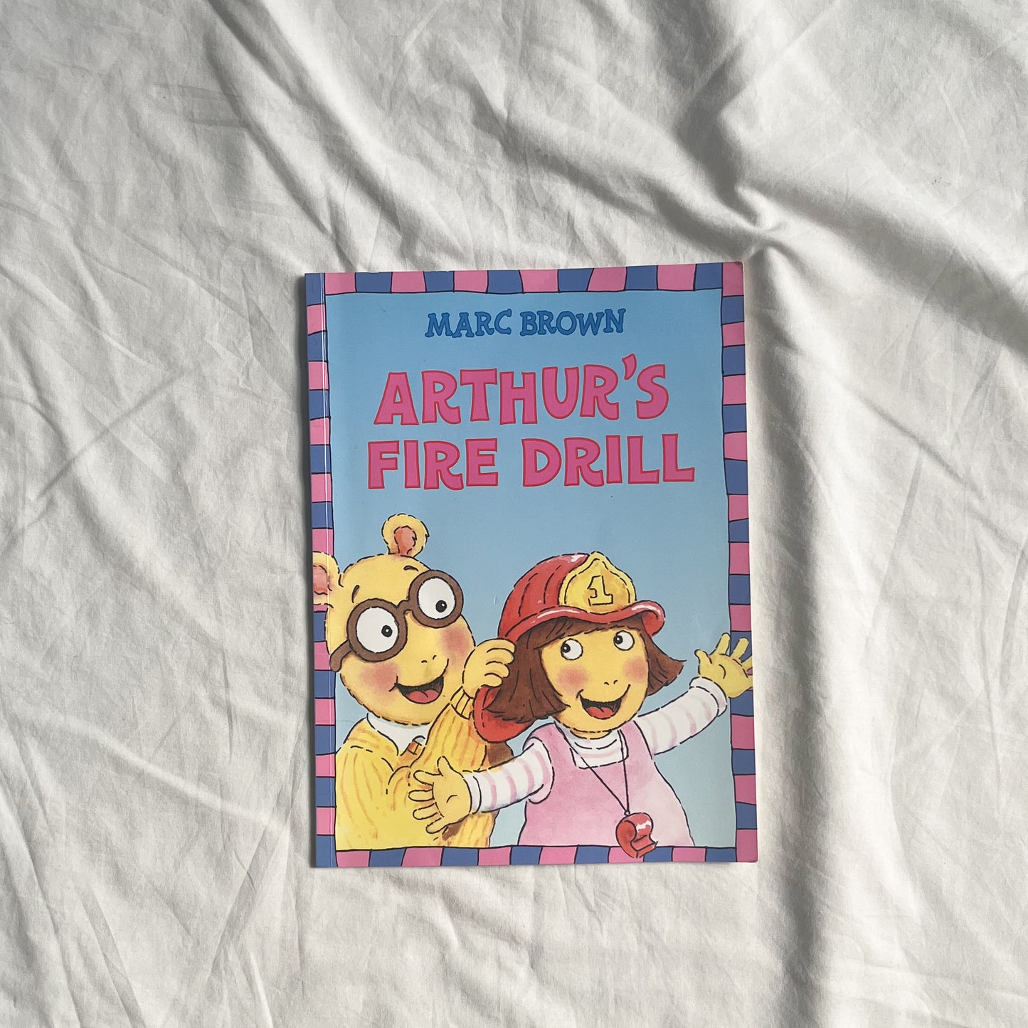 Vintage Arthur book, medium