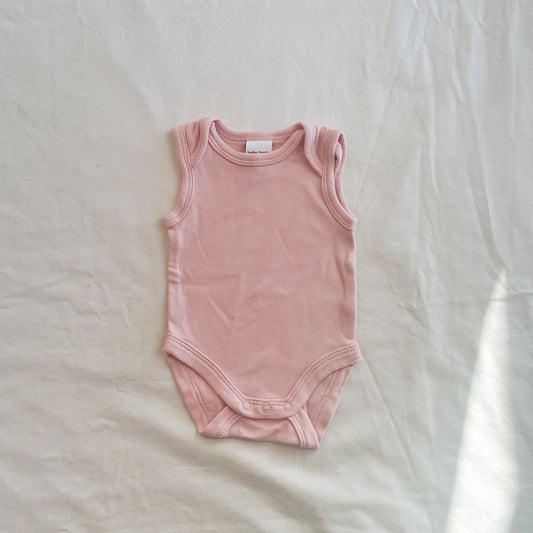 Baby berry bodysuit, NB