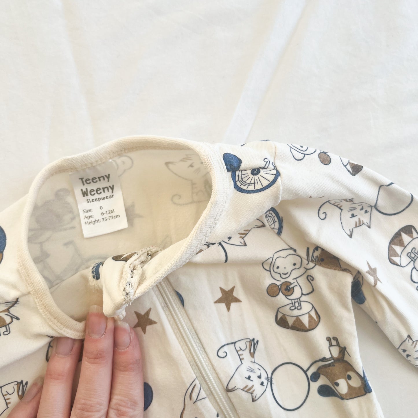 Teeny weeny sleepsuit, 6-12m