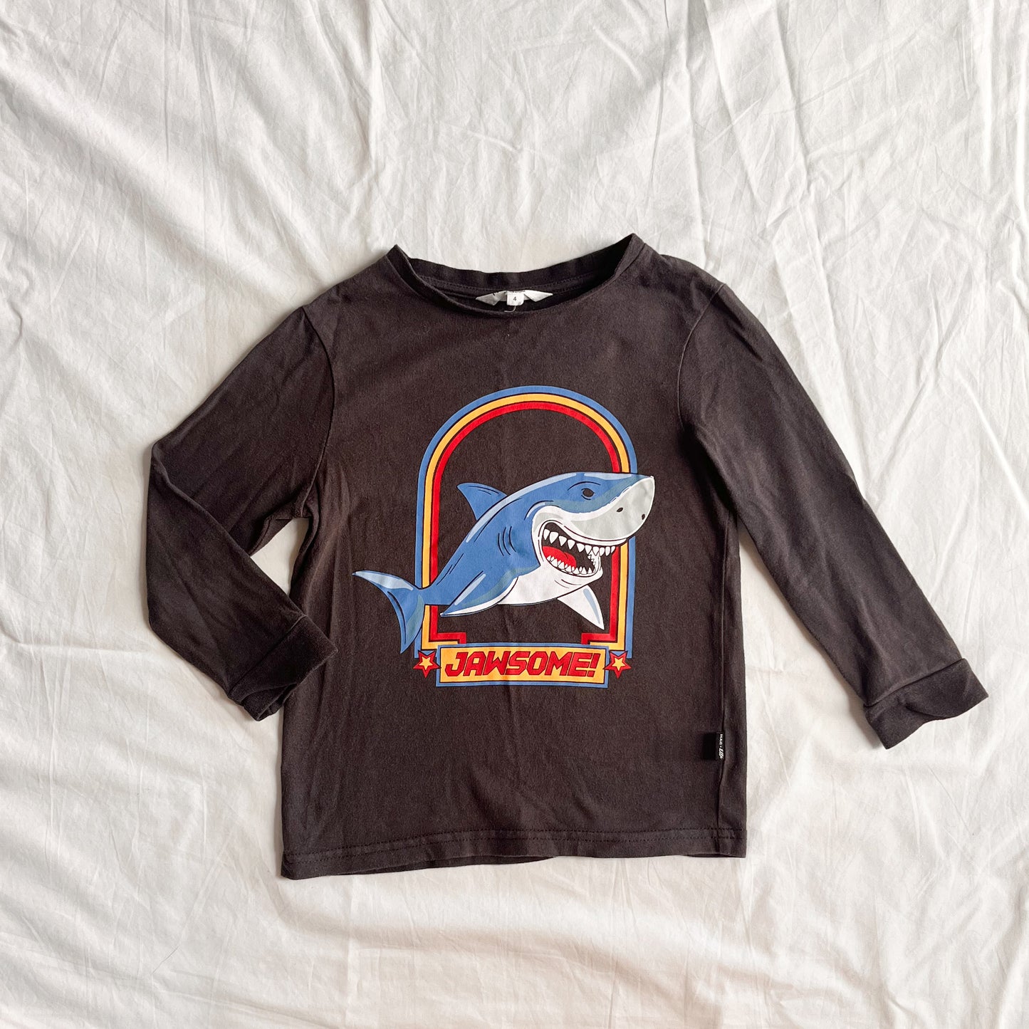 Mac & Ellie shark top, size 4