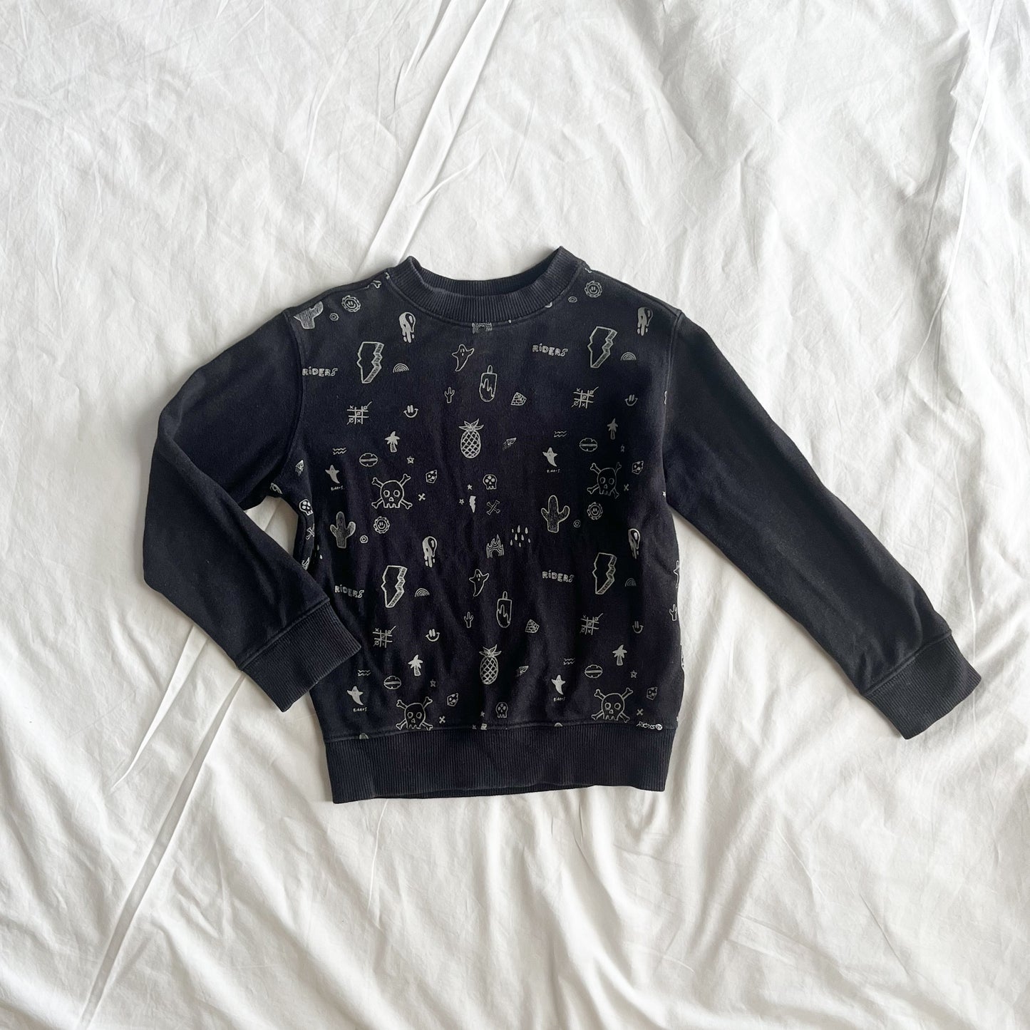 Riders sweater, size 4 (small fit)