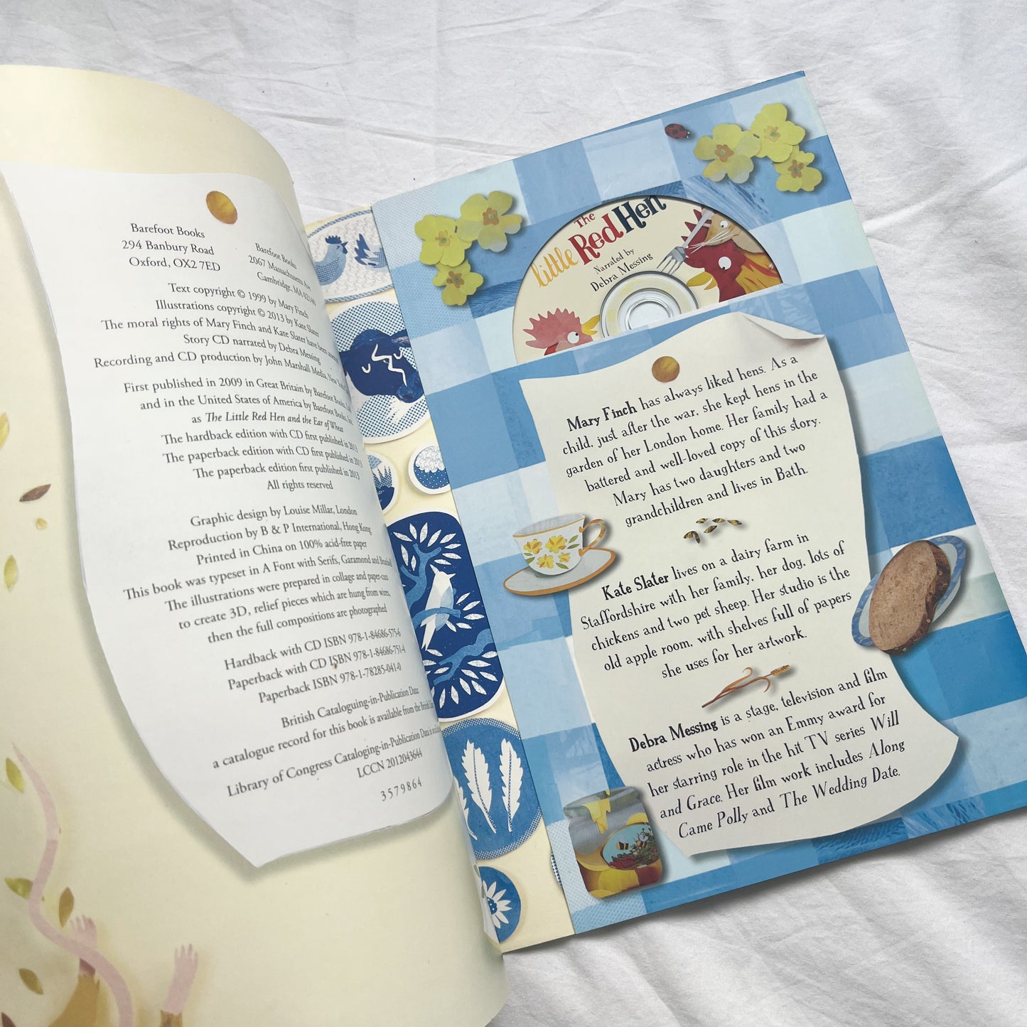 Red hen book, medium