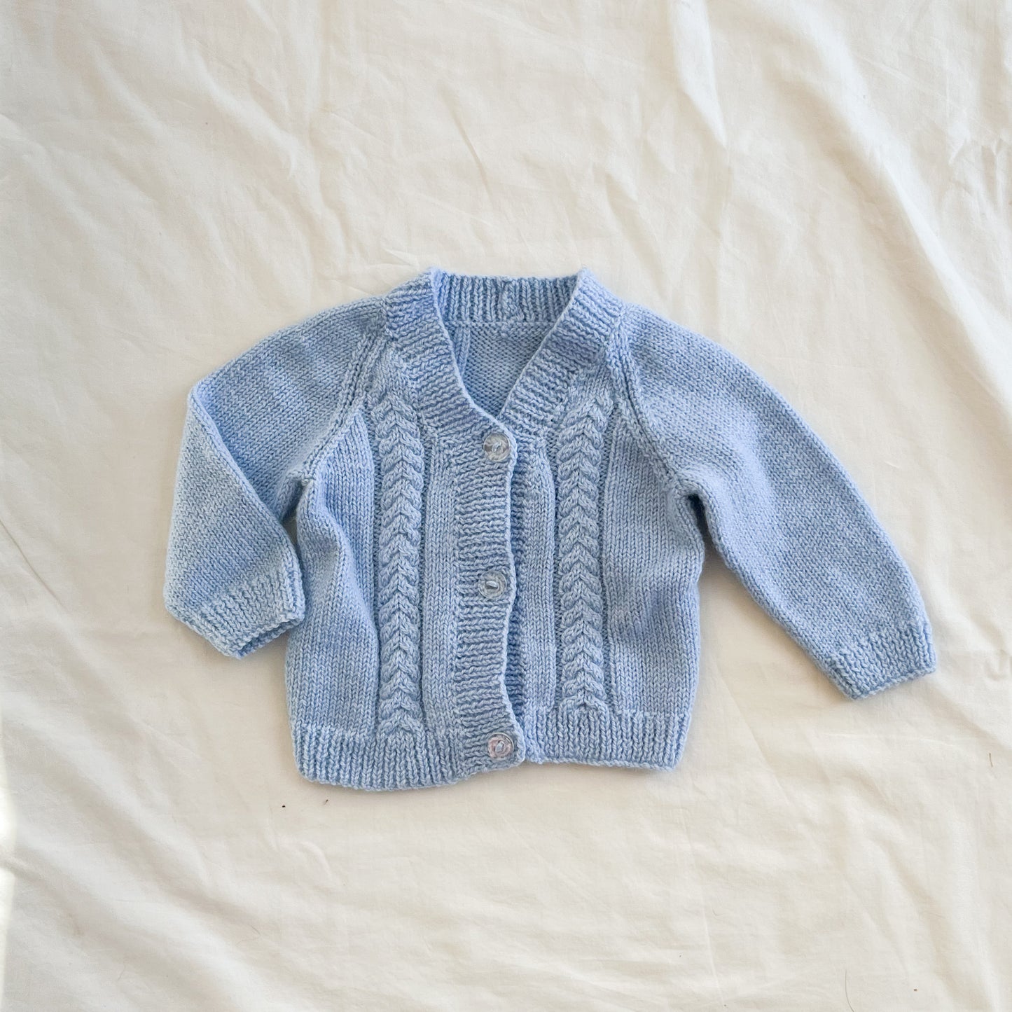 Handknit cardi, aprox 3-6m