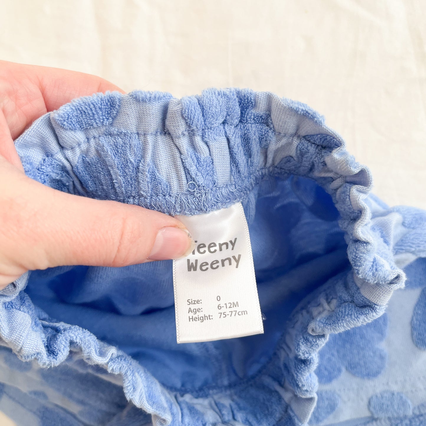 Teeny weeny shorts, 6-12m