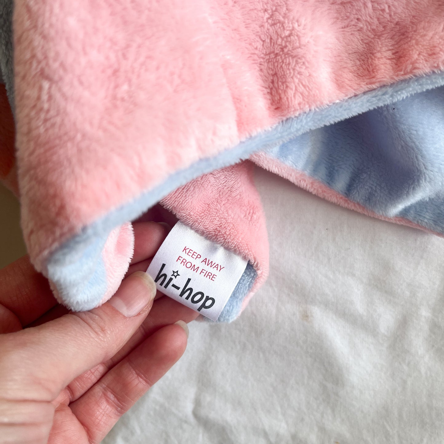Hi Hop reversible cuddly