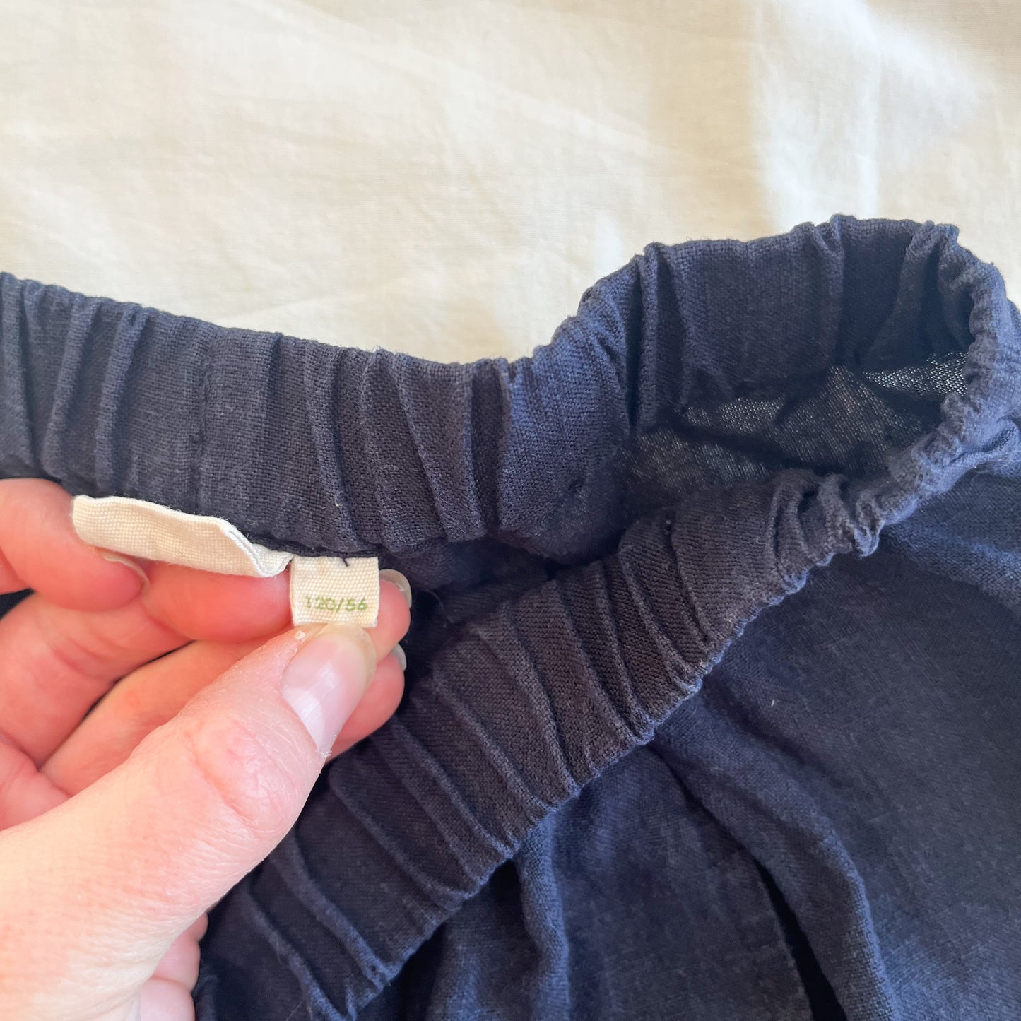 M.Latin linen feel pants, aprox size 5
