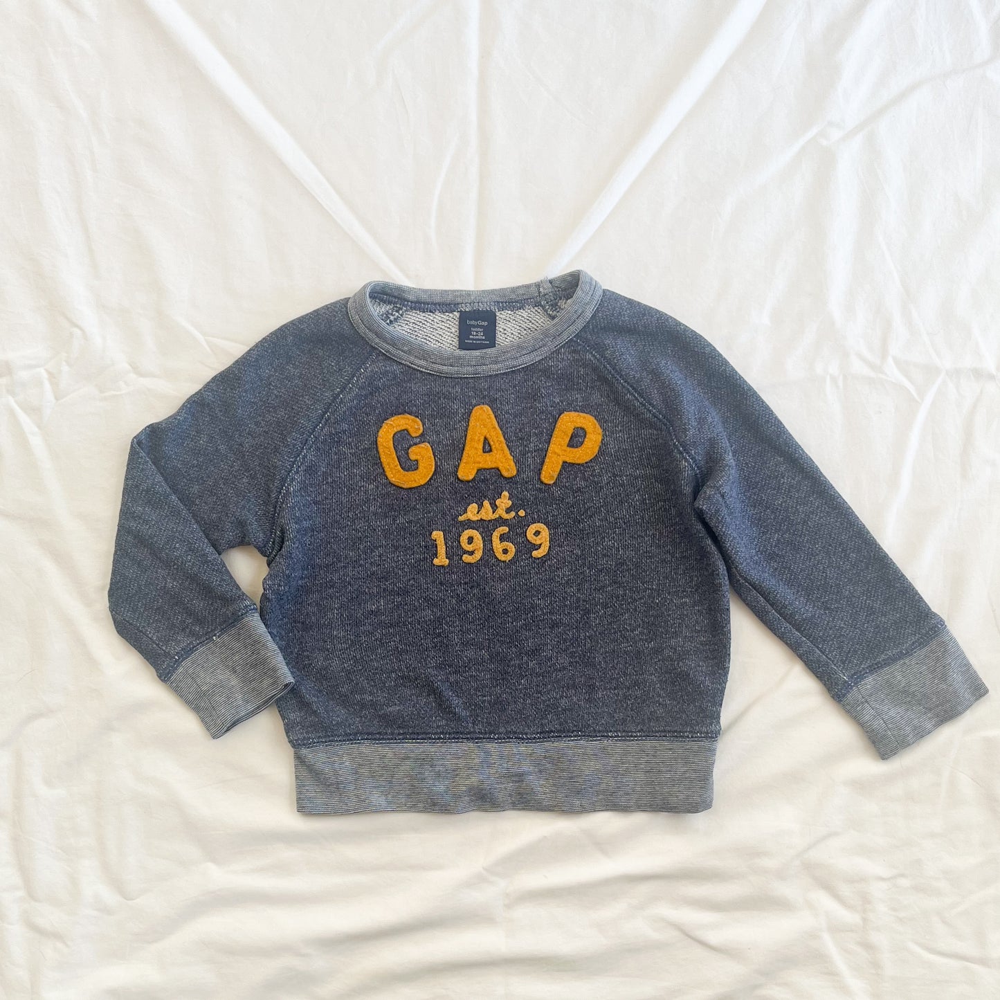 Gap sweater, size 2