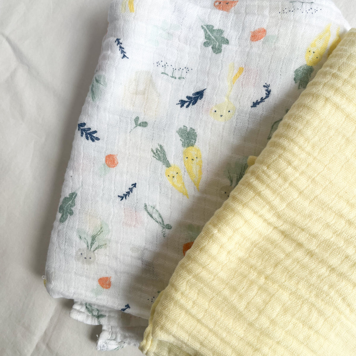 Muslin swaddles x2