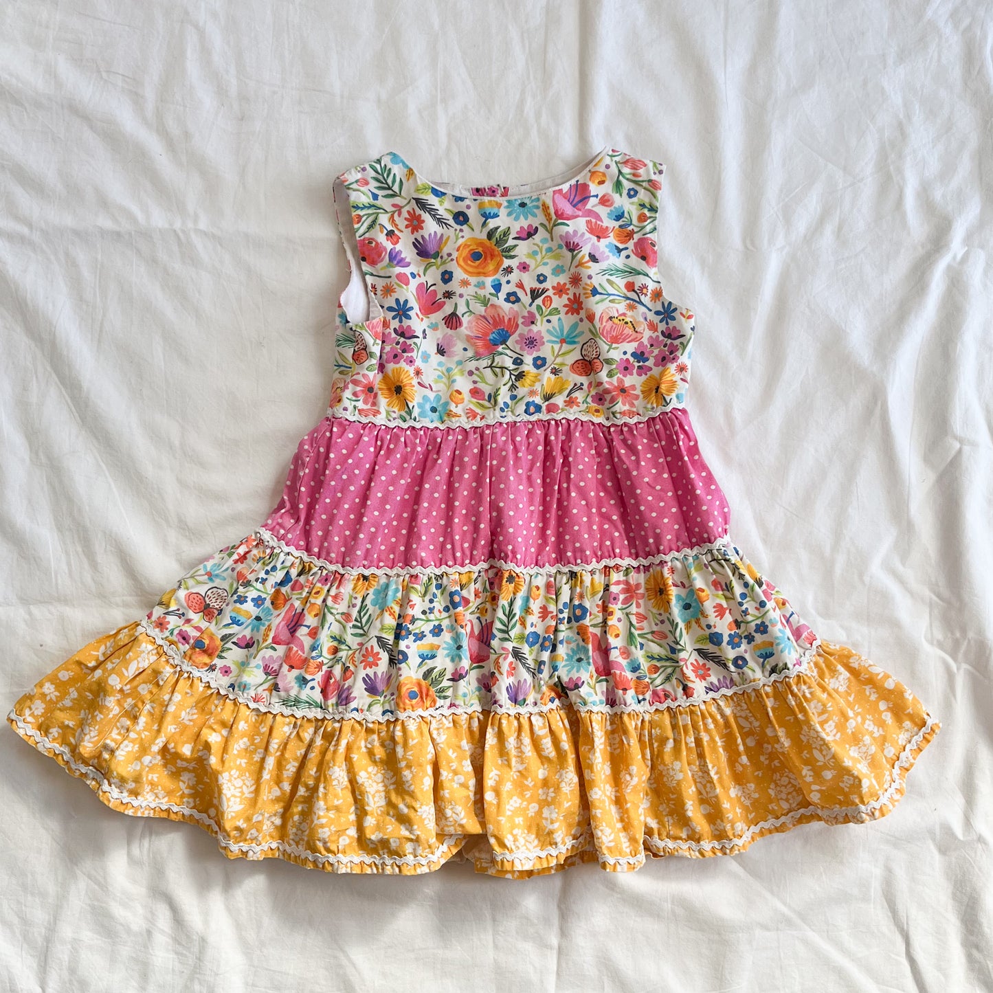 Minnie minors dress, aprox size 2-3