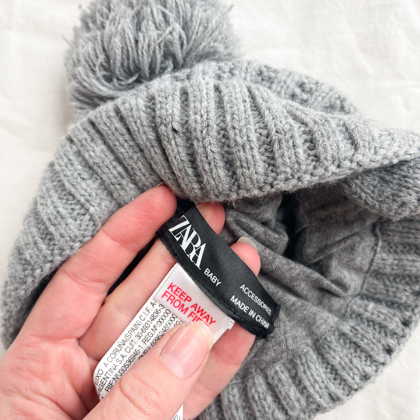 Zara beanie, aprox size 1-3