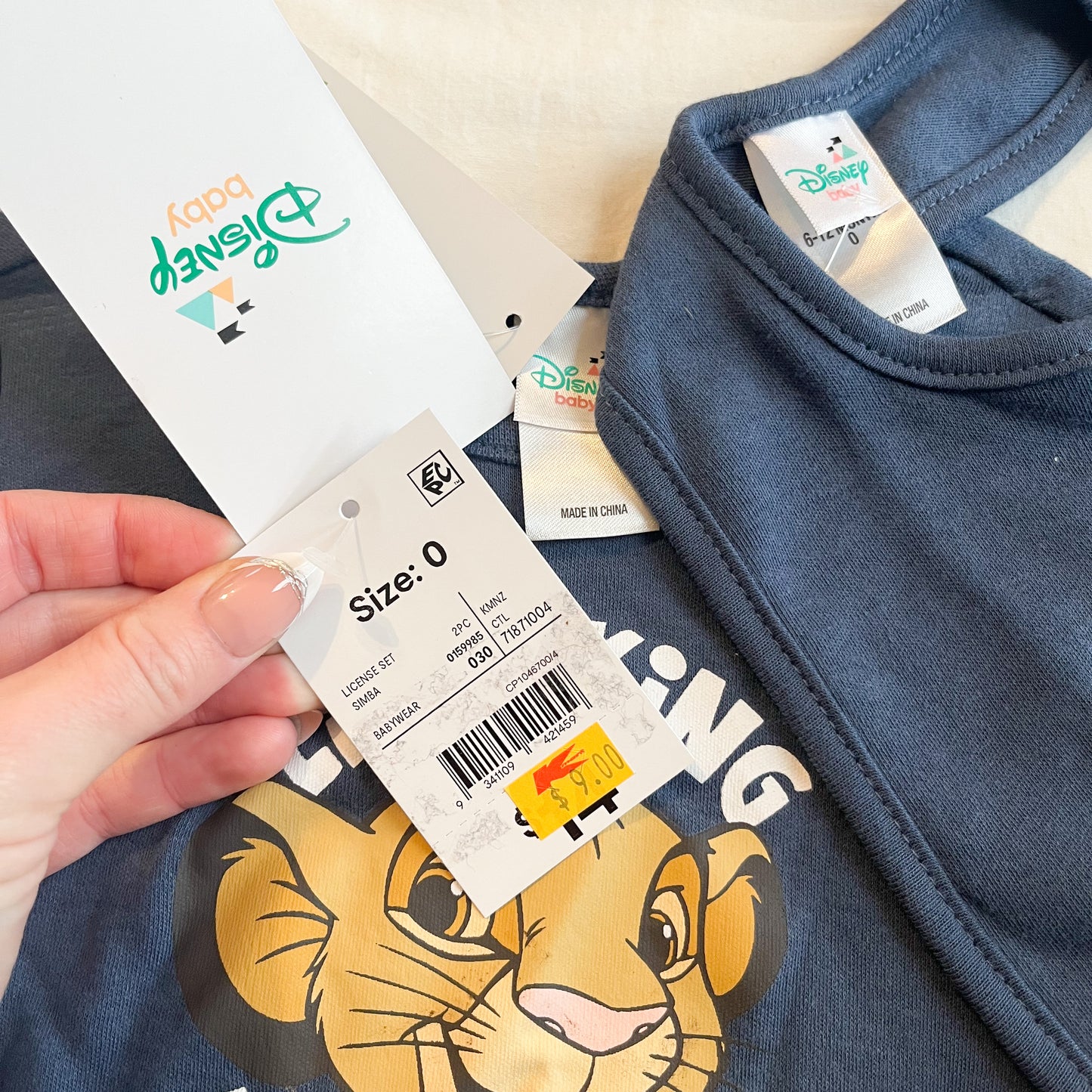 Lion king bodysuit + bib, 6-12m