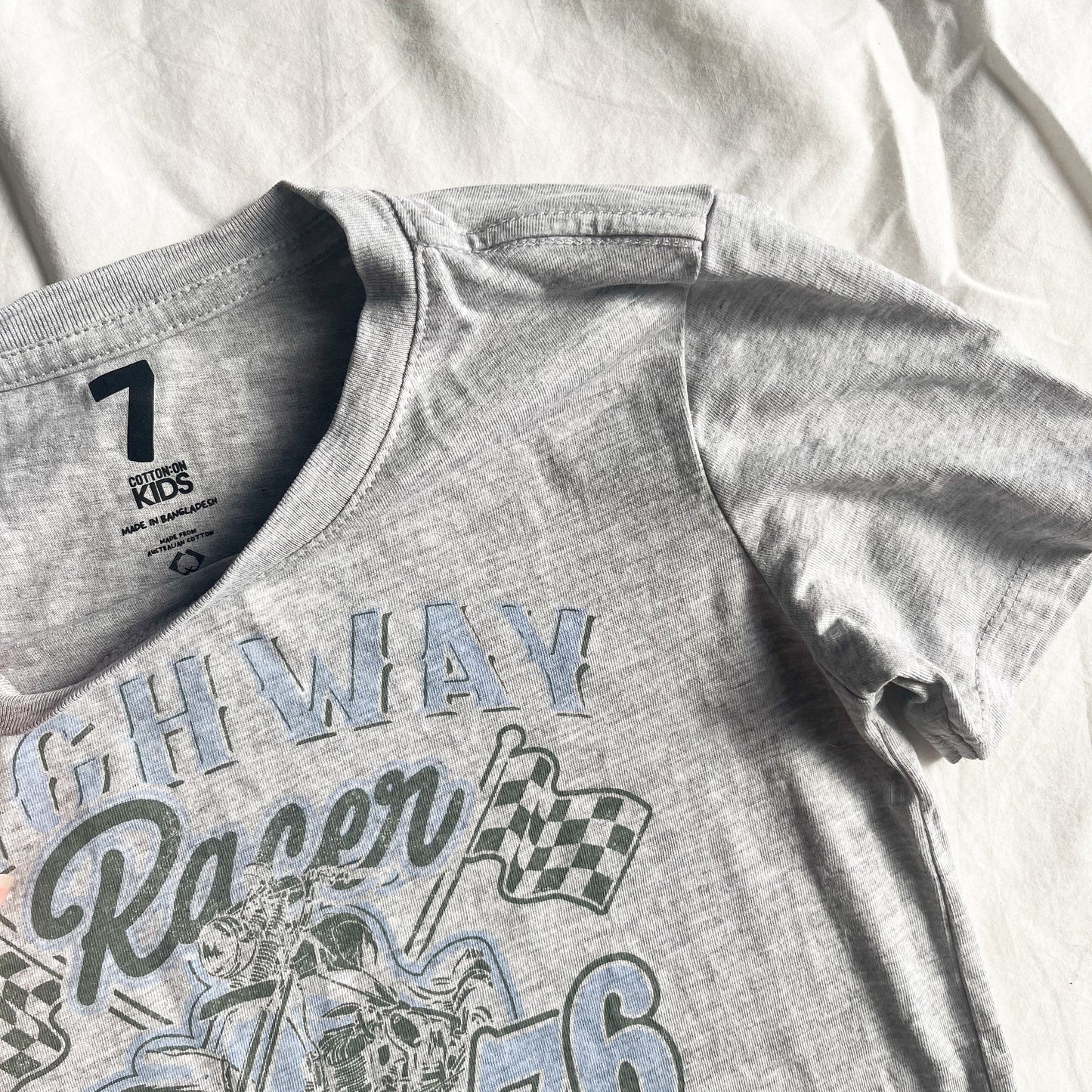 Cotton on tee, size 7