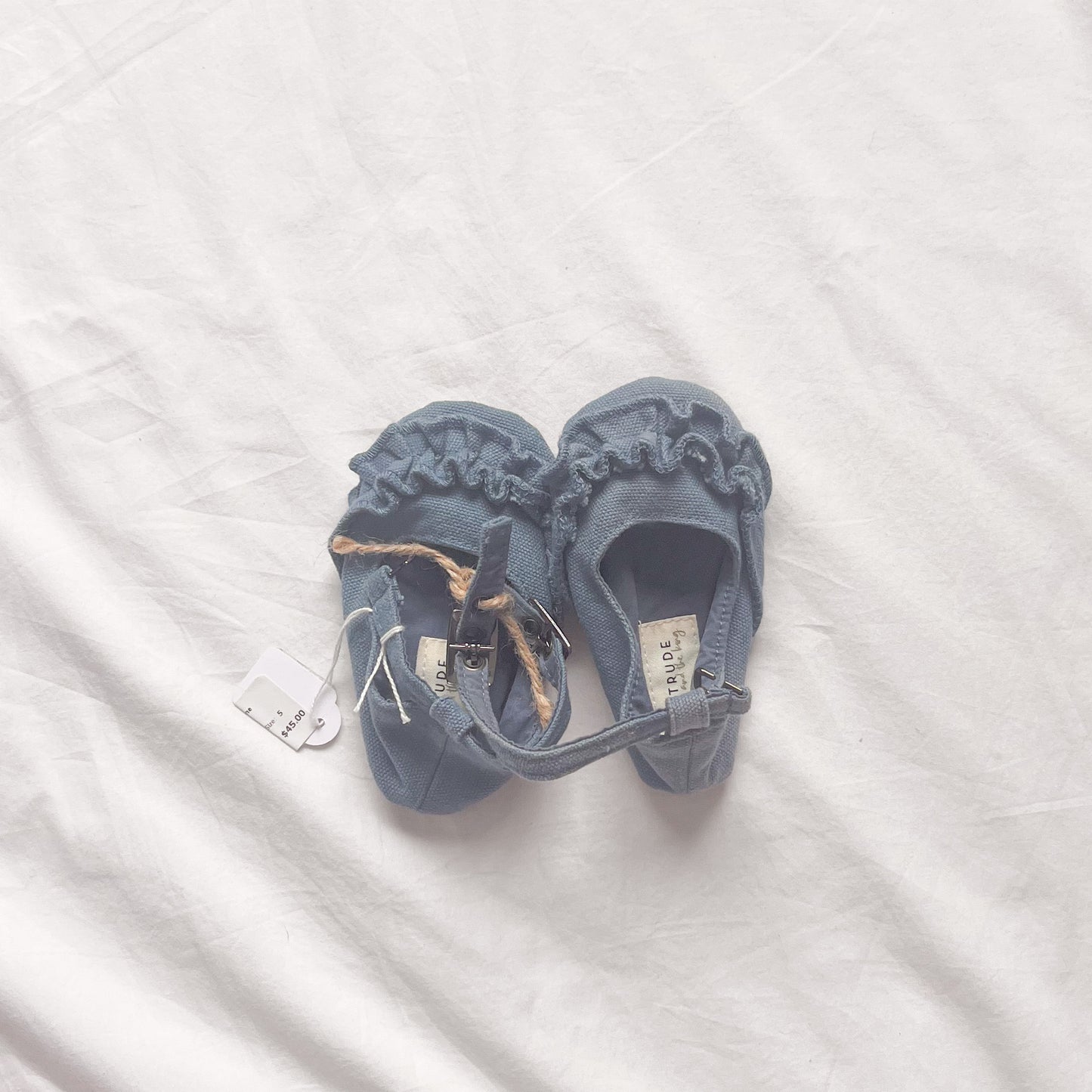Gertrude & the king shoes, size US 3