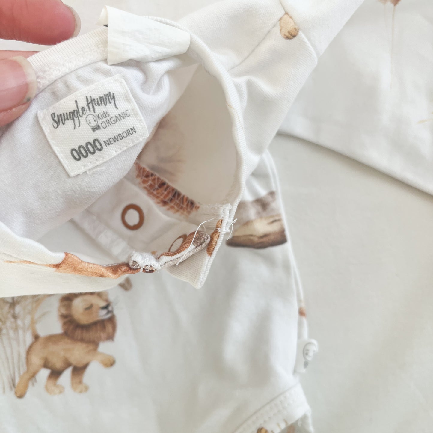 Snuggle hunny bodysuit, NB