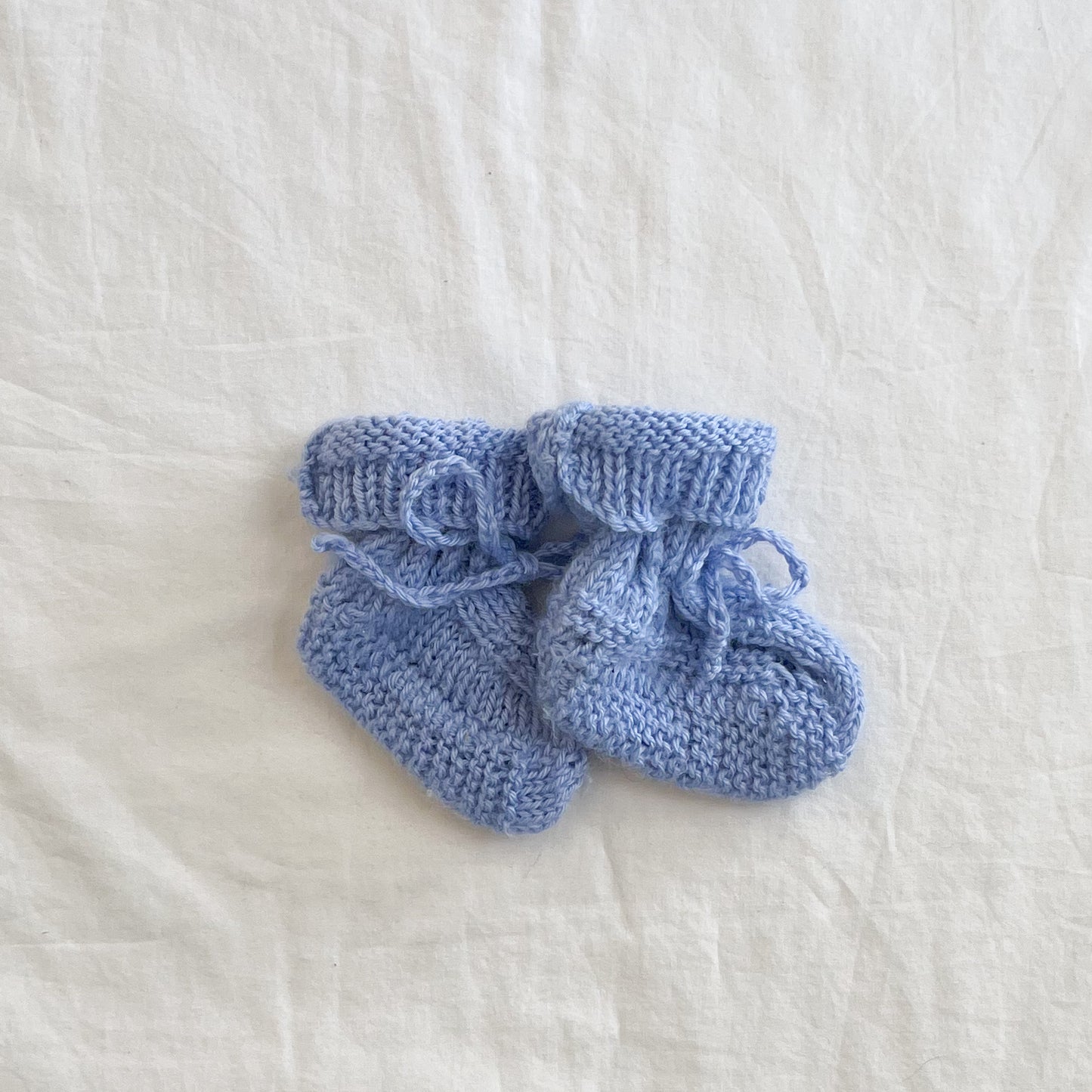 Hand knit booties, 0-3m