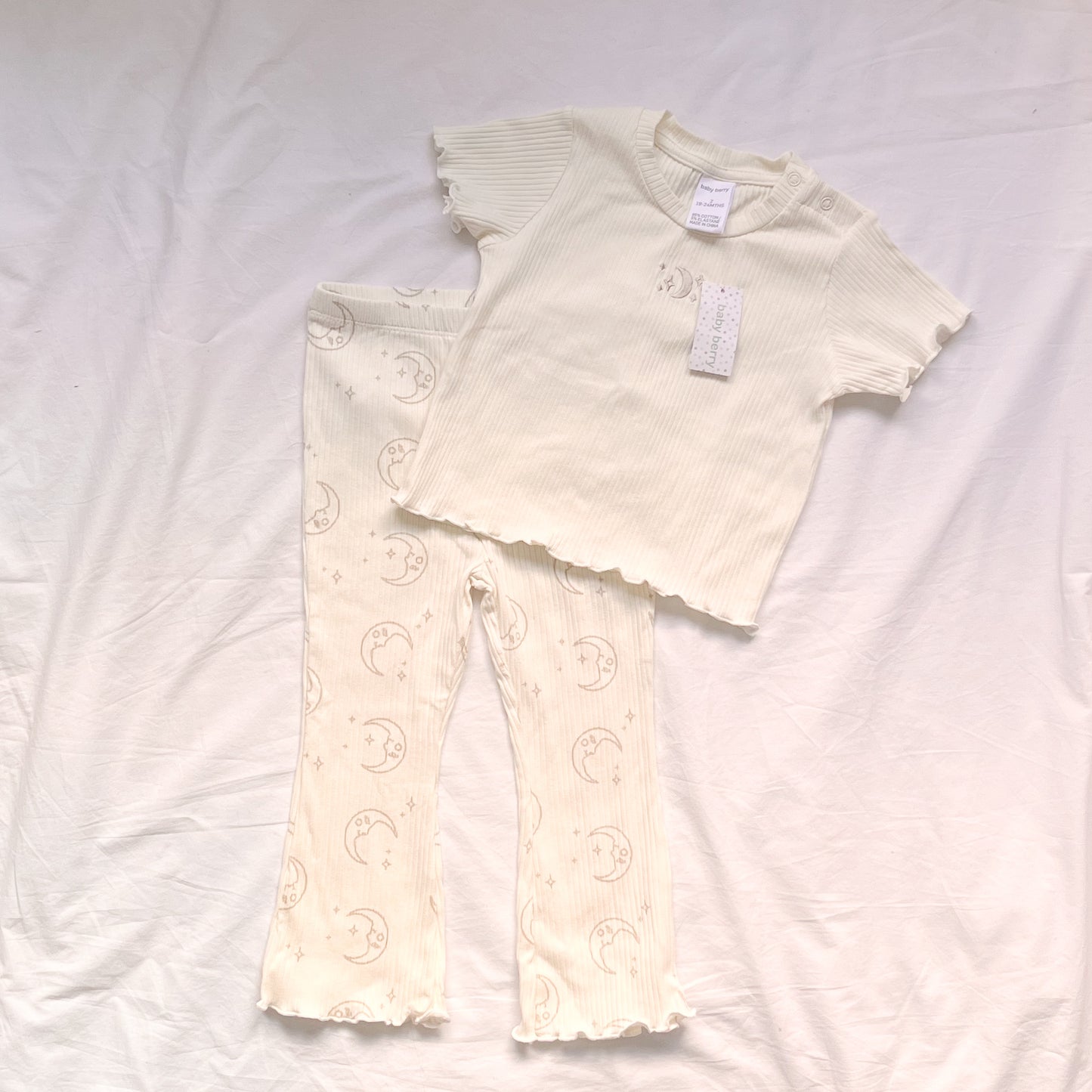 Baby berry moon/stars set, size 2
