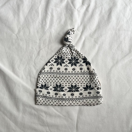 Burt’s bees hat, 0-3m